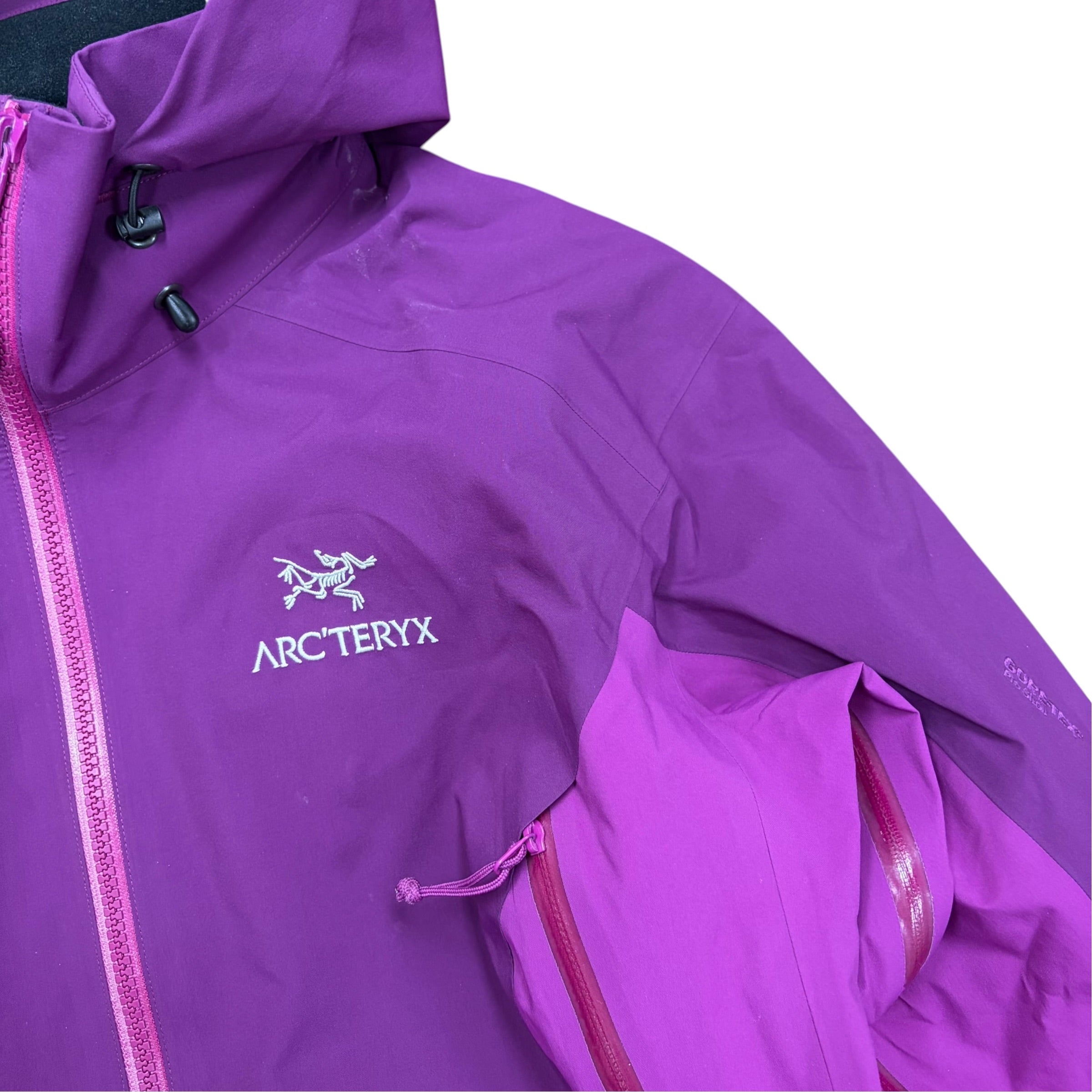 Arc’teryx Women’s Beta LT Shell Jacket Fuchsia Berry