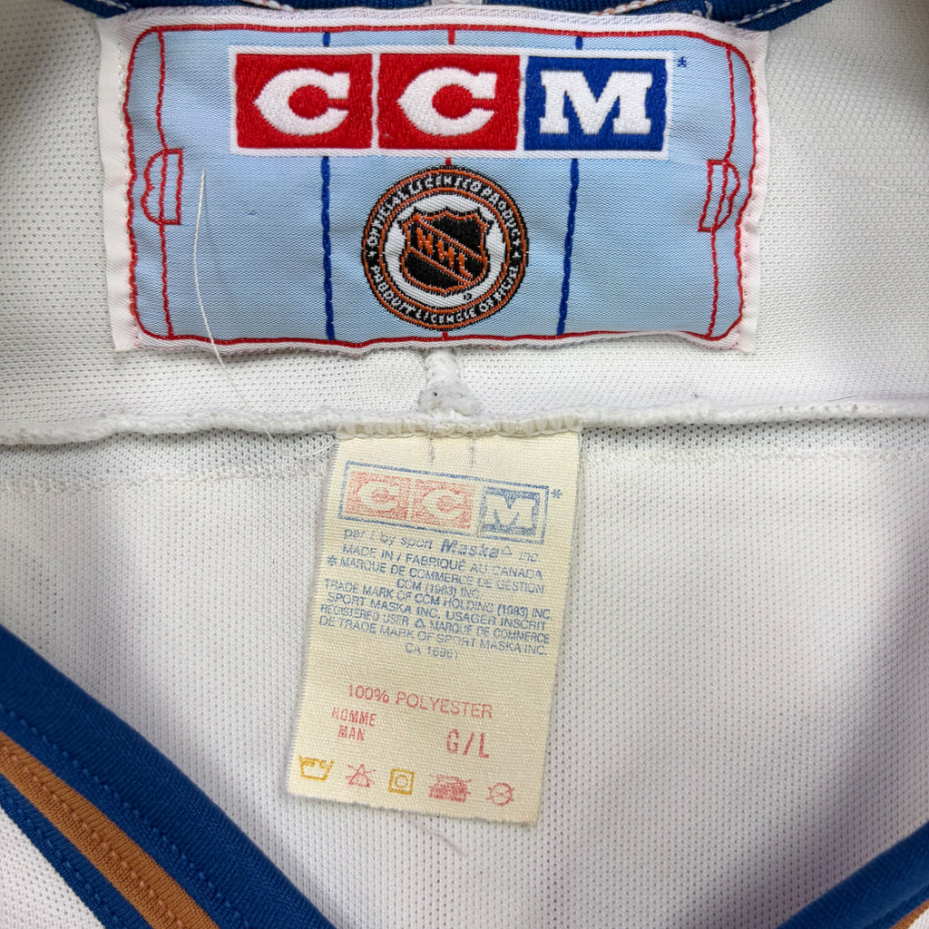 Vintage CCM NHL Washington Capitals Peter Bondra Home Jersey