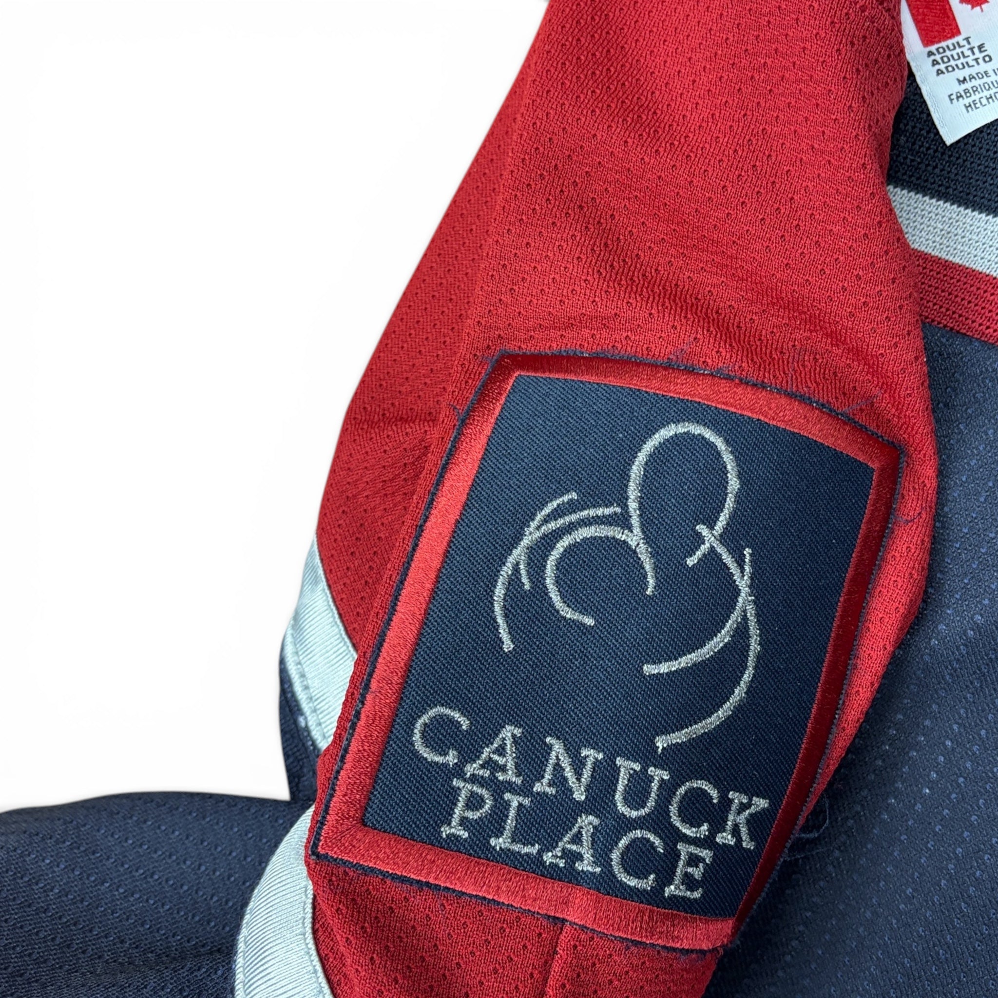 Vintage KOHO NHL Vancouver Canucks Gradient Jersey Red/Blue