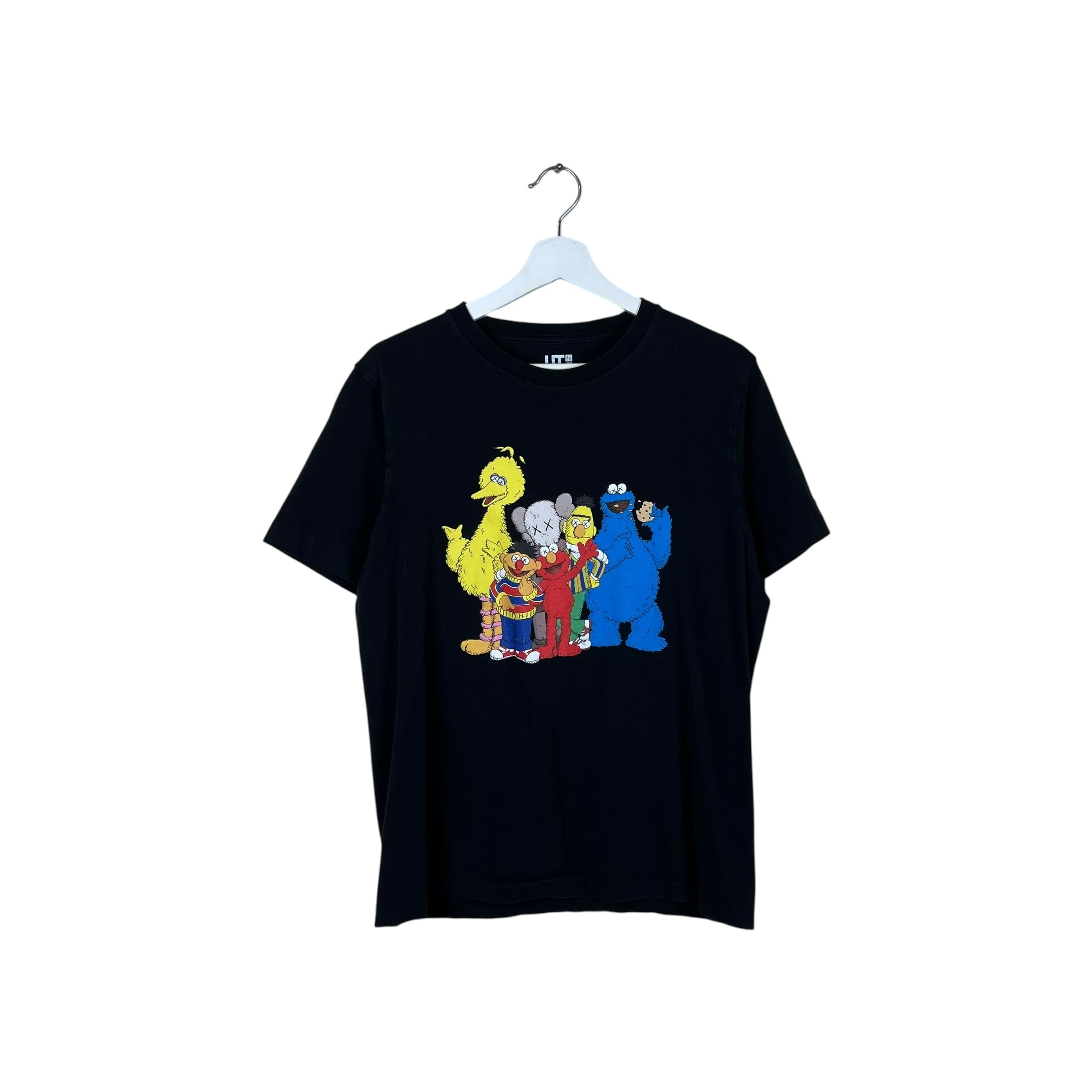 Uniqlo x KAWS x Sesame Street Group #2 Tee Black