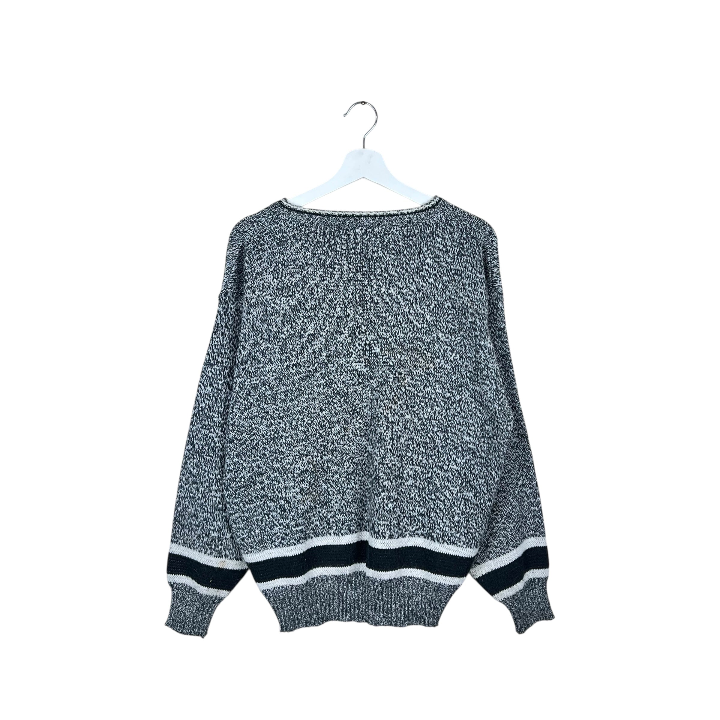 Vintage Club International Arctic Expedition Graphic Knit Grey